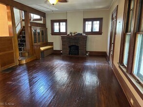 839 Bloomfield Ave in Akron, OH - Building Photo - Building Photo