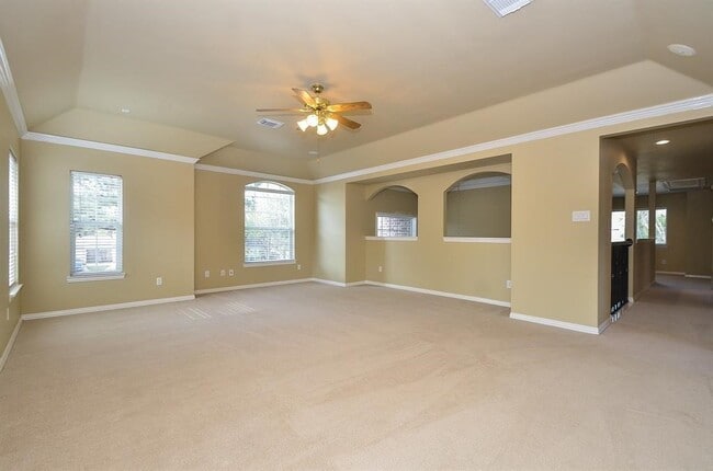 property at 5503 Langhorne Ct