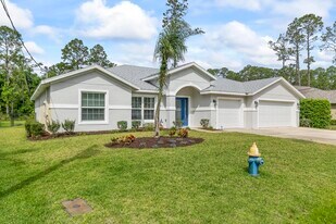 65 Eastwood Dr in Palm Coast, FL - Building Photo