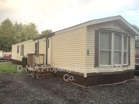 22 Jane St in Stroudsburg, PA - Building Photo