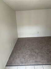 1347 Baywatch Loop in Tampa, FL - Building Photo - Building Photo