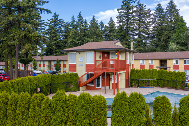 Beverly Grove Apartments in Portland, OR - Foto de edificio - Building Photo