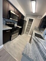 2662 NW 33rd St in Oakland Park, FL - Building Photo