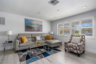 1140 Rainbow Dr in Naples, FL - Building Photo - Building Photo