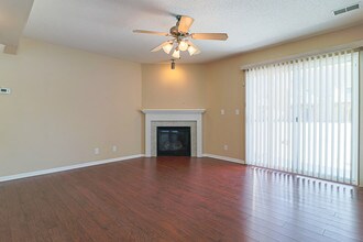 2147 SW Gooseberry Ln in Lee's Summit, MO - Building Photo - Building Photo