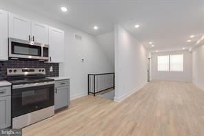 2061 N 8th St in Philadelphia, PA - Building Photo - Building Photo