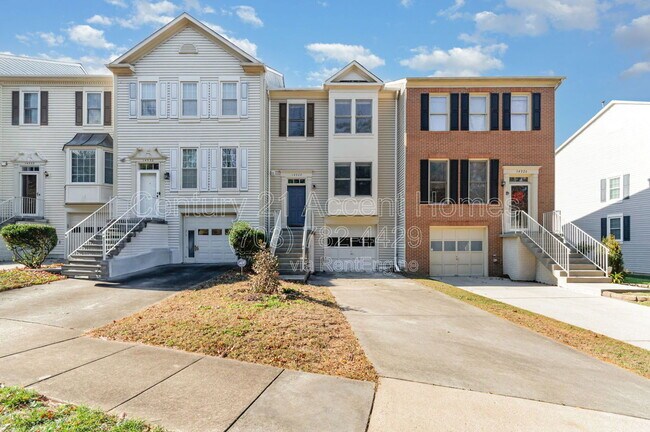 property at 14328 Silo Valley View