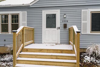 2228 Holt Ave in Columbus, OH - Building Photo - Building Photo