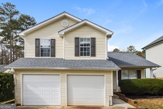 property at 819 Tradd Ct