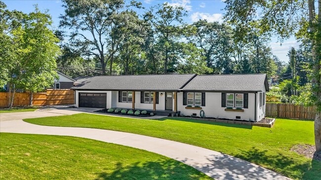 property at 103 Poinsettia Dr