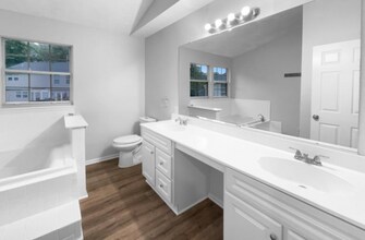 4 Pembrooke View Ct in Gaithersburg, MD - Building Photo - Building Photo