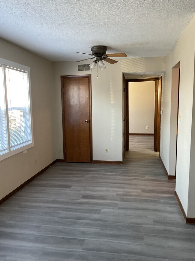1716 D Ave NE in Cedar Rapids, IA - Building Photo - Building Photo