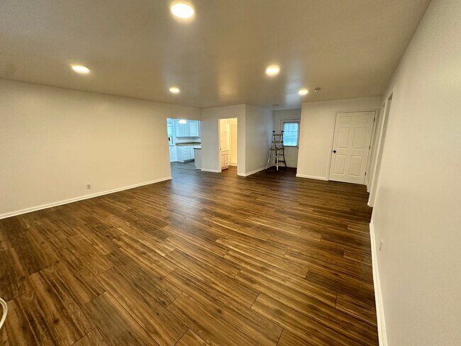 628 E Jennings Rd in Grand Rivers, KY - Building Photo - Building Photo