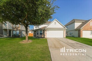 16821 Greenhouse St in Conroe, TX - Building Photo