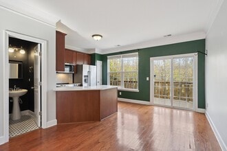 503 Saint Jules Ln in Nashville, TN - Foto de edificio - Building Photo