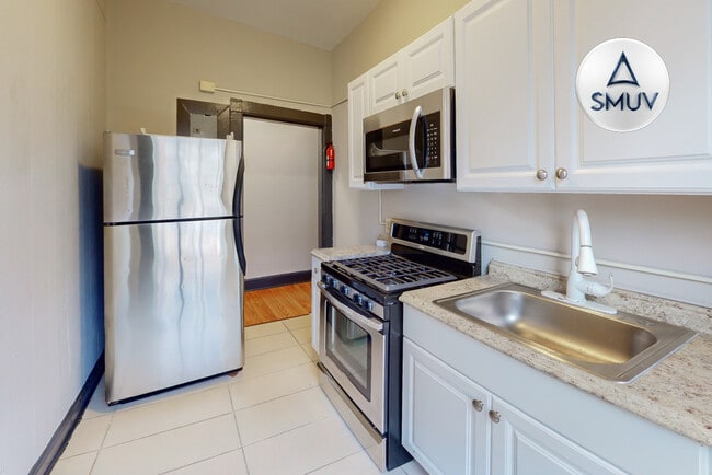 property at 24 E Madison St