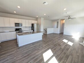 8304 Mandela Bend in Austin, TX - Building Photo - Building Photo