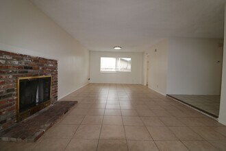 7950 Oso Ave in Los Angeles, CA - Building Photo - Building Photo