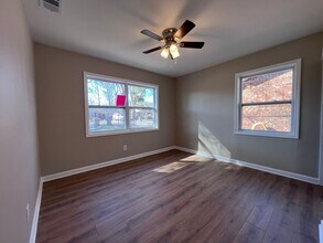 220 Phillips Ave in Port Wentworth, GA - Building Photo - Building Photo