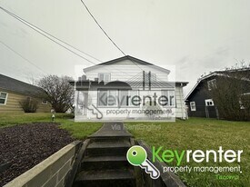 1520 S 56th St in Tacoma, WA - Building Photo