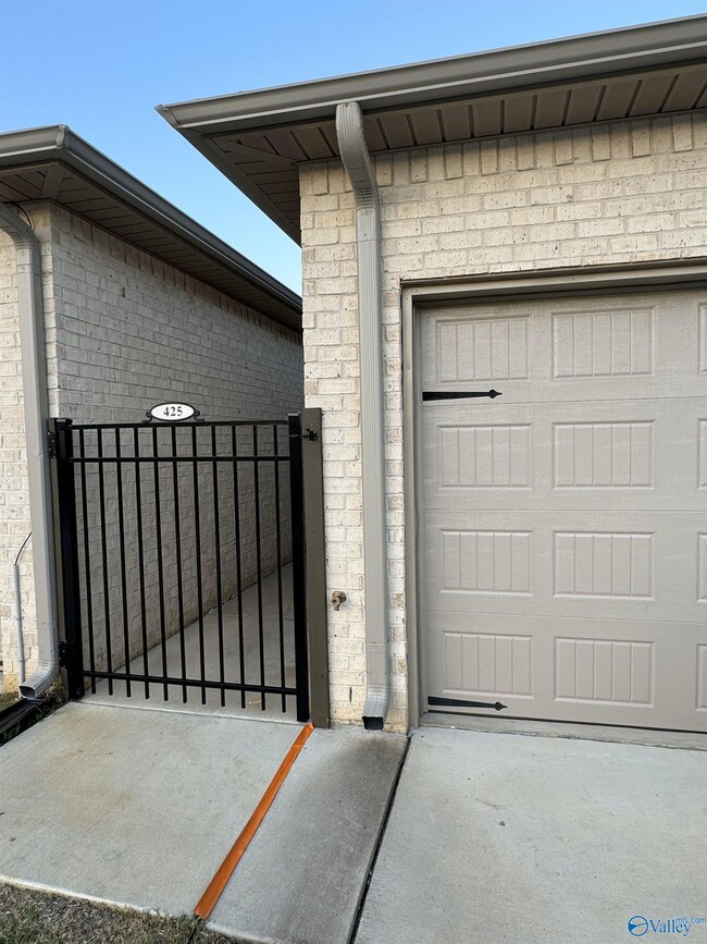 425 Ronnie Drive SE in Hartselle, AL - Building Photo - Building Photo