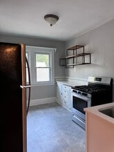 1381 Saint Clair Ave, Unit 2 in St. Paul, MN - Building Photo - Building Photo