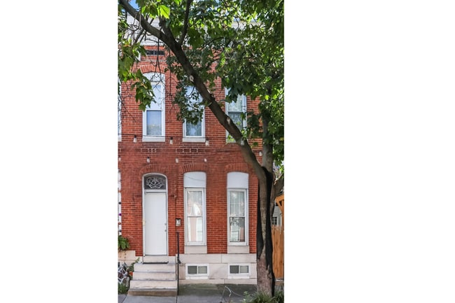 property at 7 E Ostend St