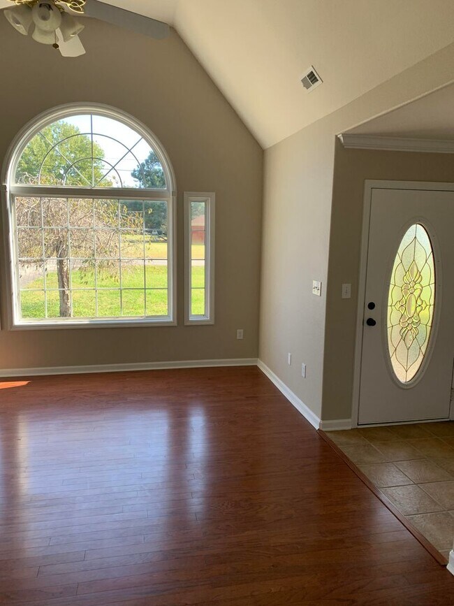 104 Duck Spring Rd in Toney, AL - Building Photo - Building Photo