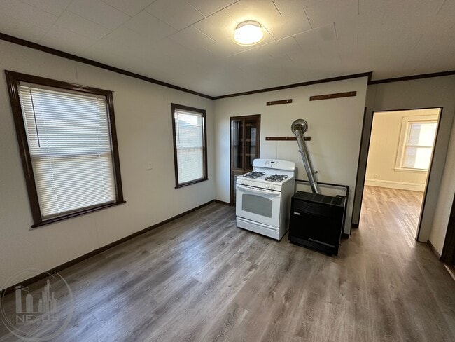 73 Esther St, Unit 3