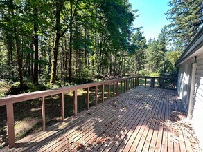 3675 Alm Rd in Everson, WA - Building Photo - Building Photo