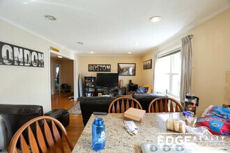 20 Cummings Rd, Unit 1 in Boston, MA - Building Photo - Building Photo