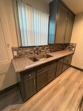 15155 Dickens St, Unit 3.4 in Sherman Oaks, CA - Building Photo - Building Photo