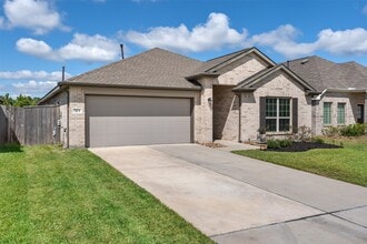 323 Jewett Meadow Dr in Magnolia, TX - Building Photo - Building Photo