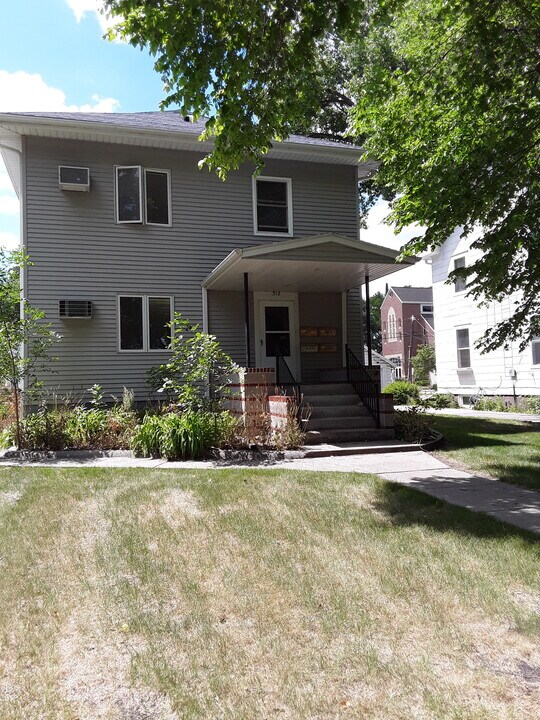 315 Hamline St, Unit # 1 Photo