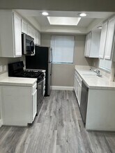 517 Indian Bluff St in Las Vegas, NV - Building Photo - Building Photo