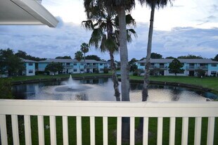 650 W Pope Rd, Unit 233 in St. Augustine, FL - Building Photo