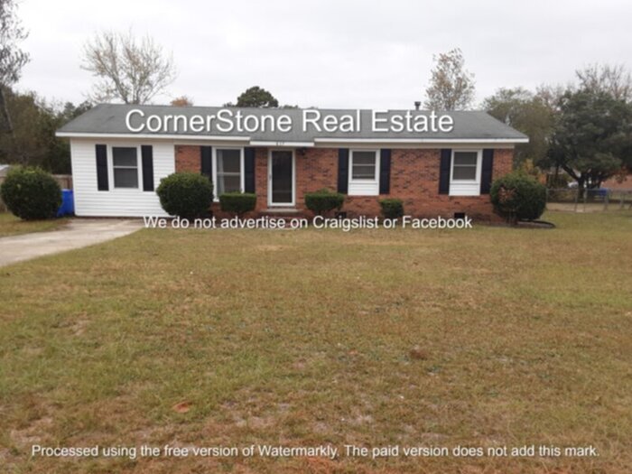 837 Fresno Dr in Fayetteville, NC - Building Photo