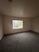 4105 Natchez Ave in Dayton, OH - Foto de edificio - Building Photo