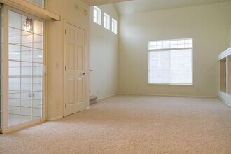 452 Black Feather Loop, Unit 620 in Castle Rock, CO - Building Photo - Building Photo