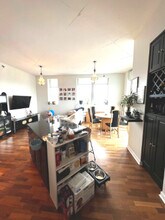 1600 S Indiana Ave, Unit 1710 in Chicago, IL - Building Photo - Building Photo