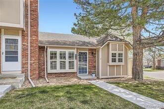 9713 W Chatfield Ave in Littleton, CO - Building Photo - Building Photo