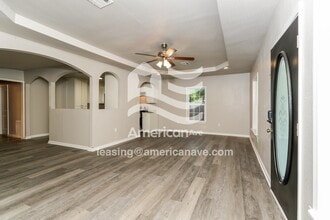 1868 N Madison Pl in Tulsa, OK - Foto de edificio - Building Photo