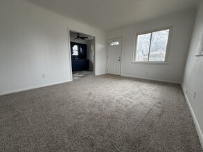 3530 Arlene Ave in Flint, MI - Building Photo - Building Photo