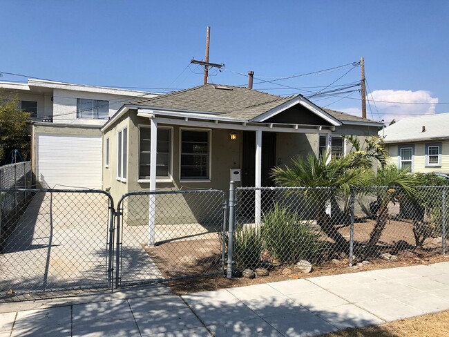 property at 2720 Monroe Ave