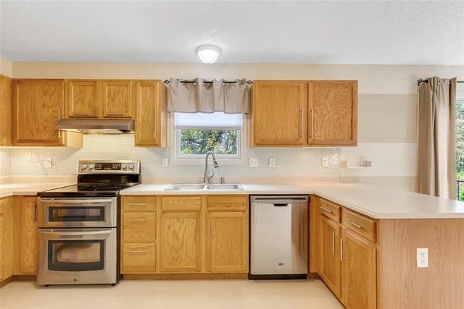 533 Donna Marie Dr in Wentzville, MO - Building Photo - Building Photo