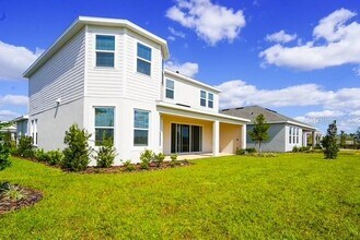 5295 Bowspirit Wy in St. Cloud, FL - Building Photo - Building Photo