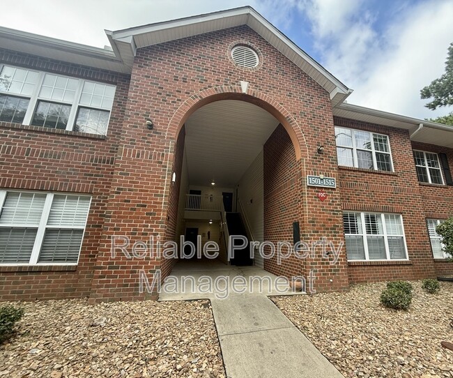 property at 1513 Kenmore Dr