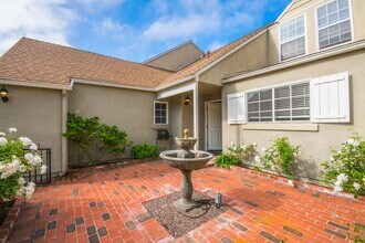 4545 Essex Ct in Carlsbad, CA - Building Photo - Building Photo