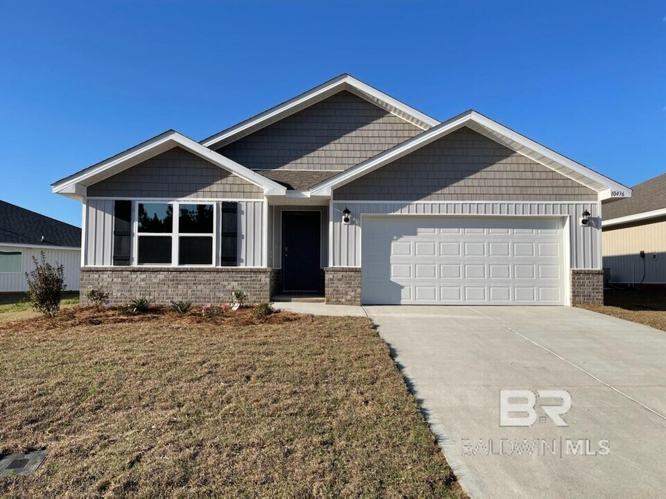 10436 Ruffian Rte in Daphne, AL - Building Photo
