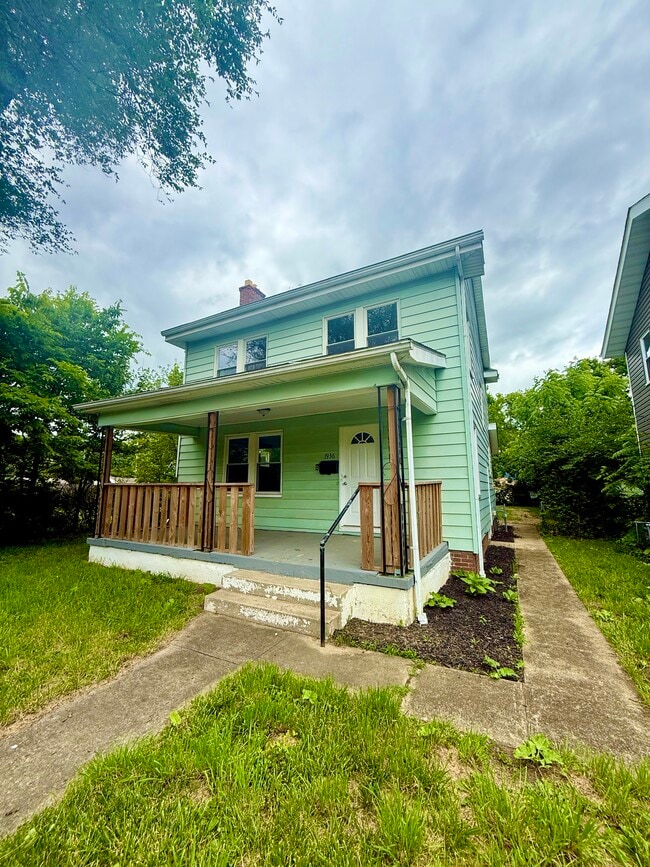property at 1936 Floral Ave